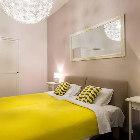 Sunny In Old Apartamento