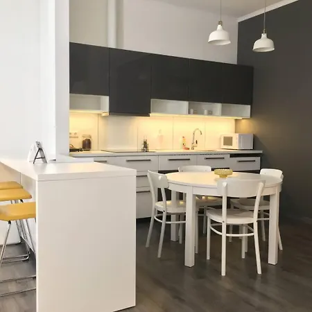 Sunny In Old Apartment